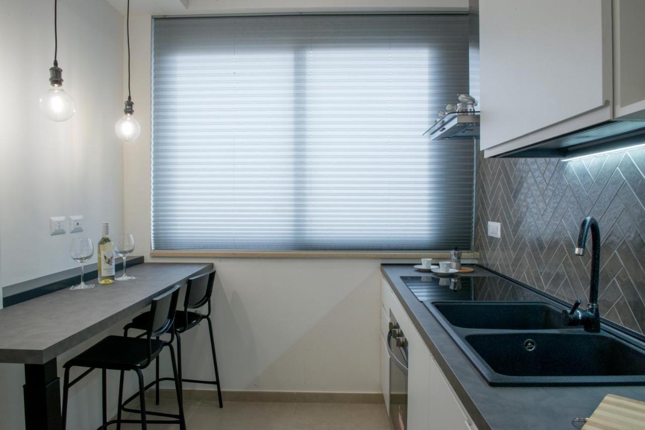 Leflole Napoli Acomodação com café da manhã Exterior foto